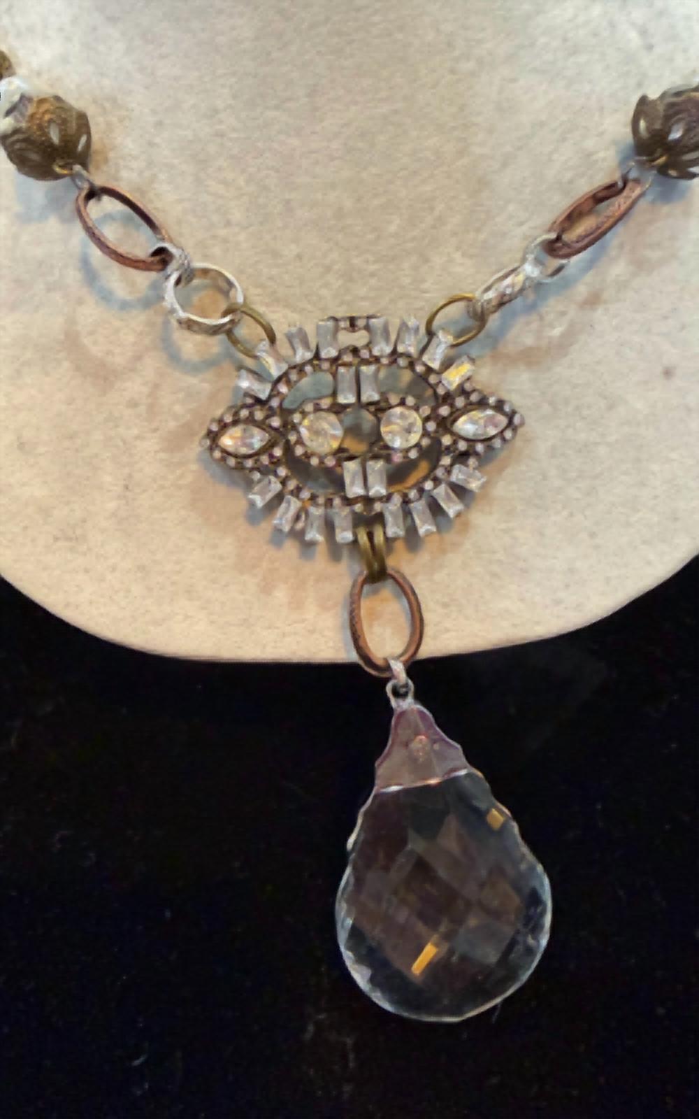 Lost & Found - Charm necklace