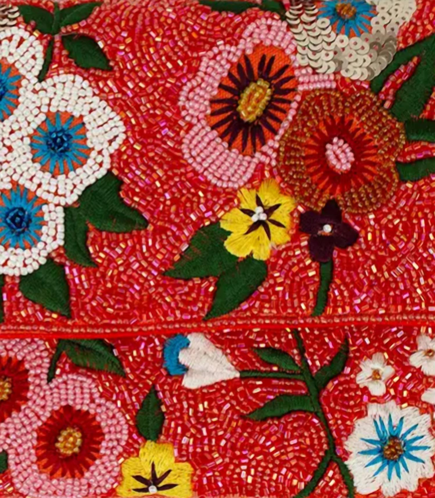 La Chic Designs - Women's Floral Beaded Clutch