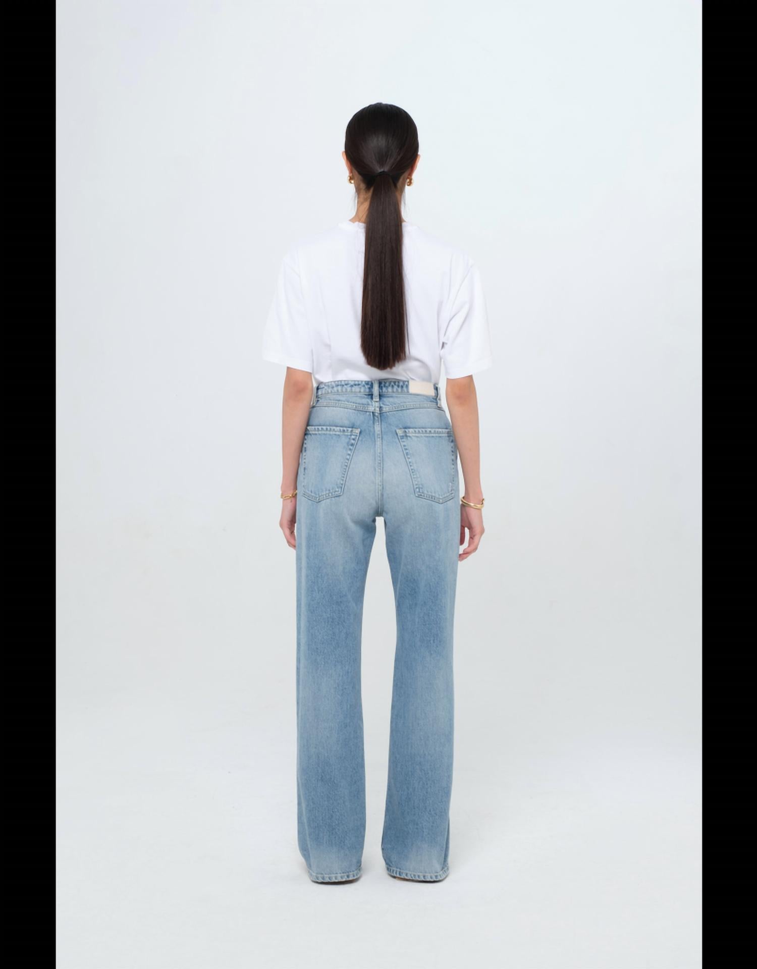 Icon Denim LA Slim Flared Jeans in bleached - women's jeans - detail view