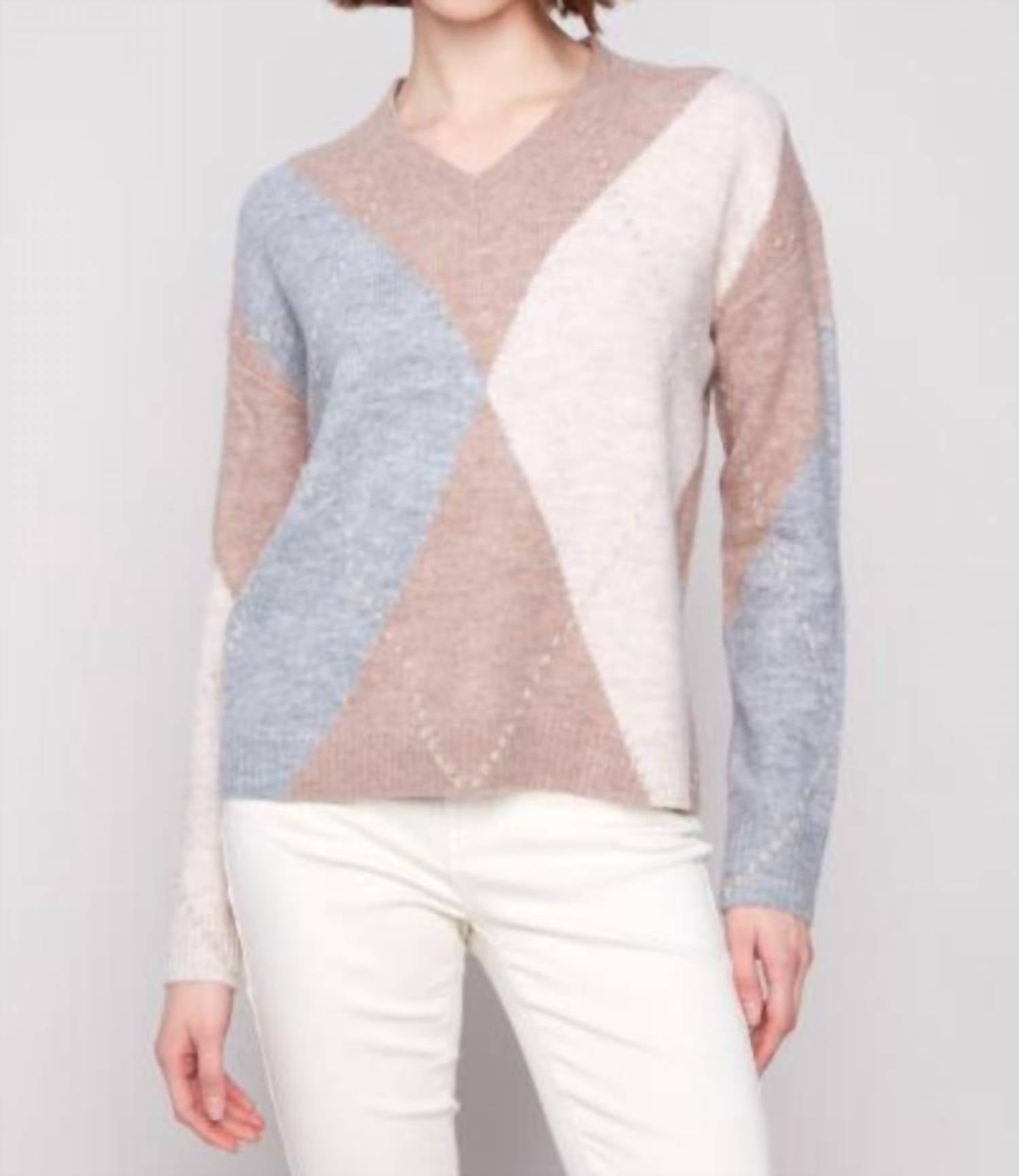 CHARLIE B Drop Shoulder V Neck Argyle Jacquard Sweater in sesame - women's sweater