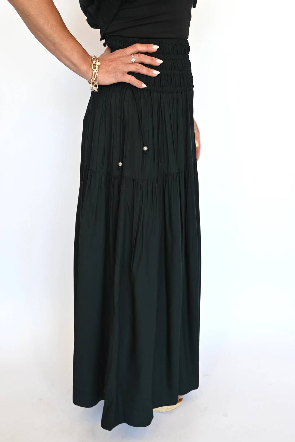 Elan - Ryan Smocked Midi Skirt