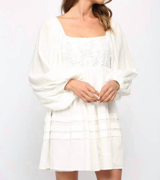 Fate - Lace Puff Sleeve Dress