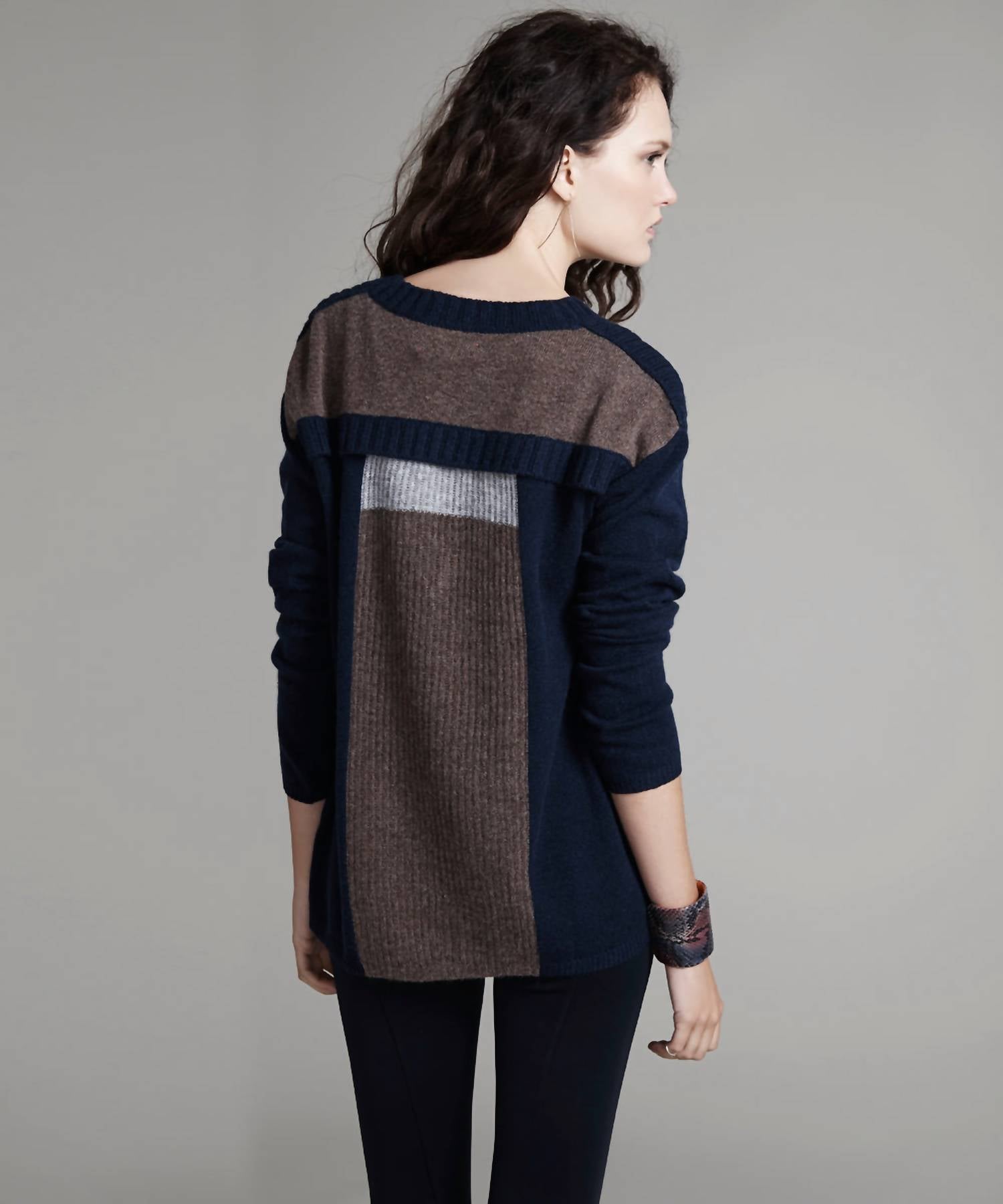 Label+Thread - Women's Luxe T Back Vee