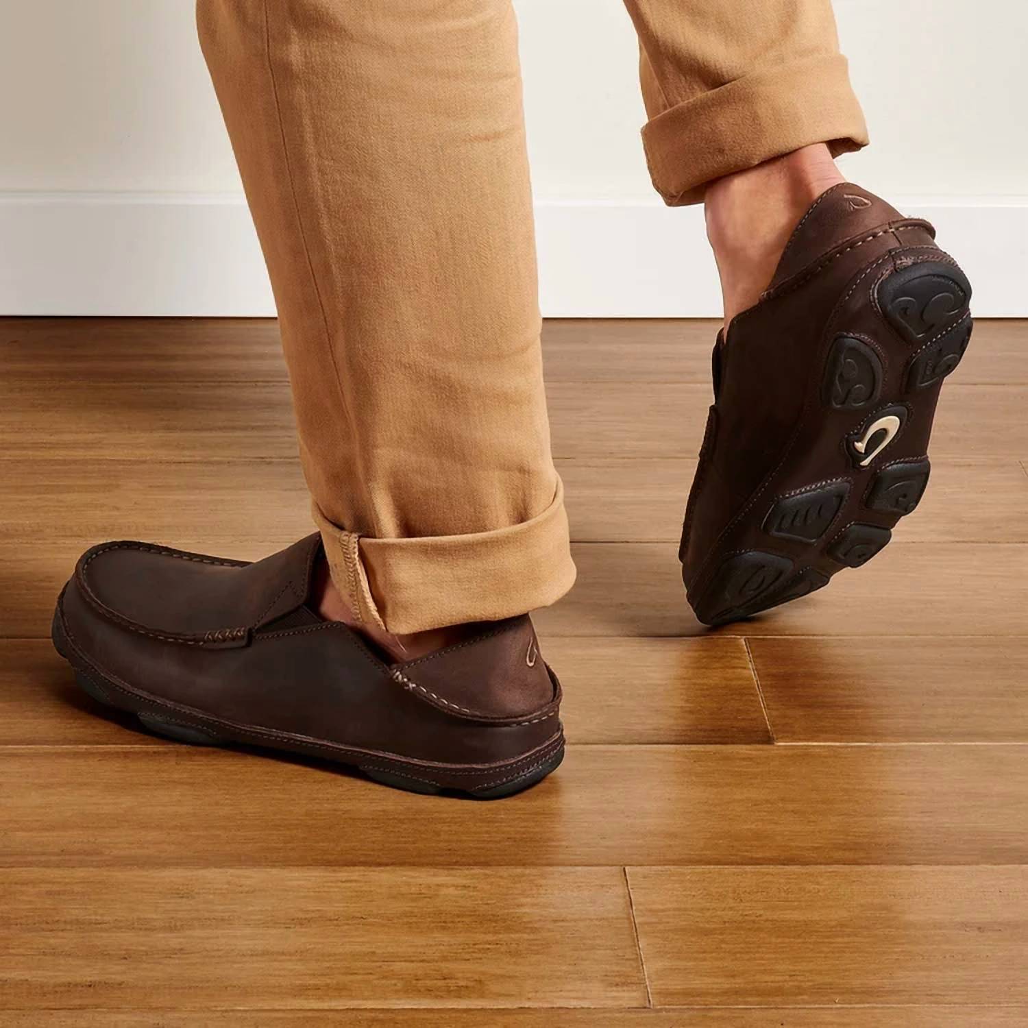 Olukai - Men's Moloa Leather Slip On Shoes