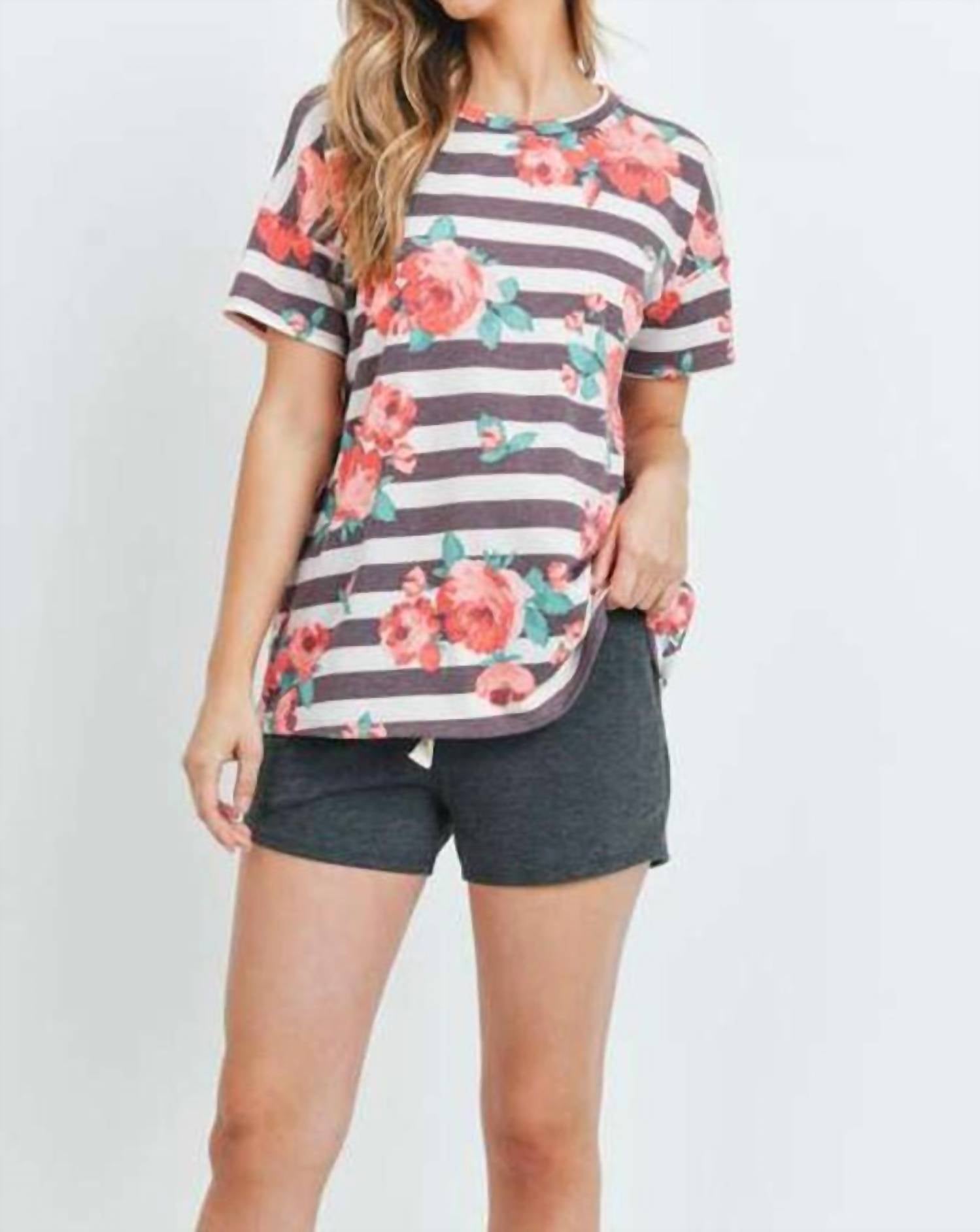 Perfect Peach - Short Sleeved Striped Floral Tee