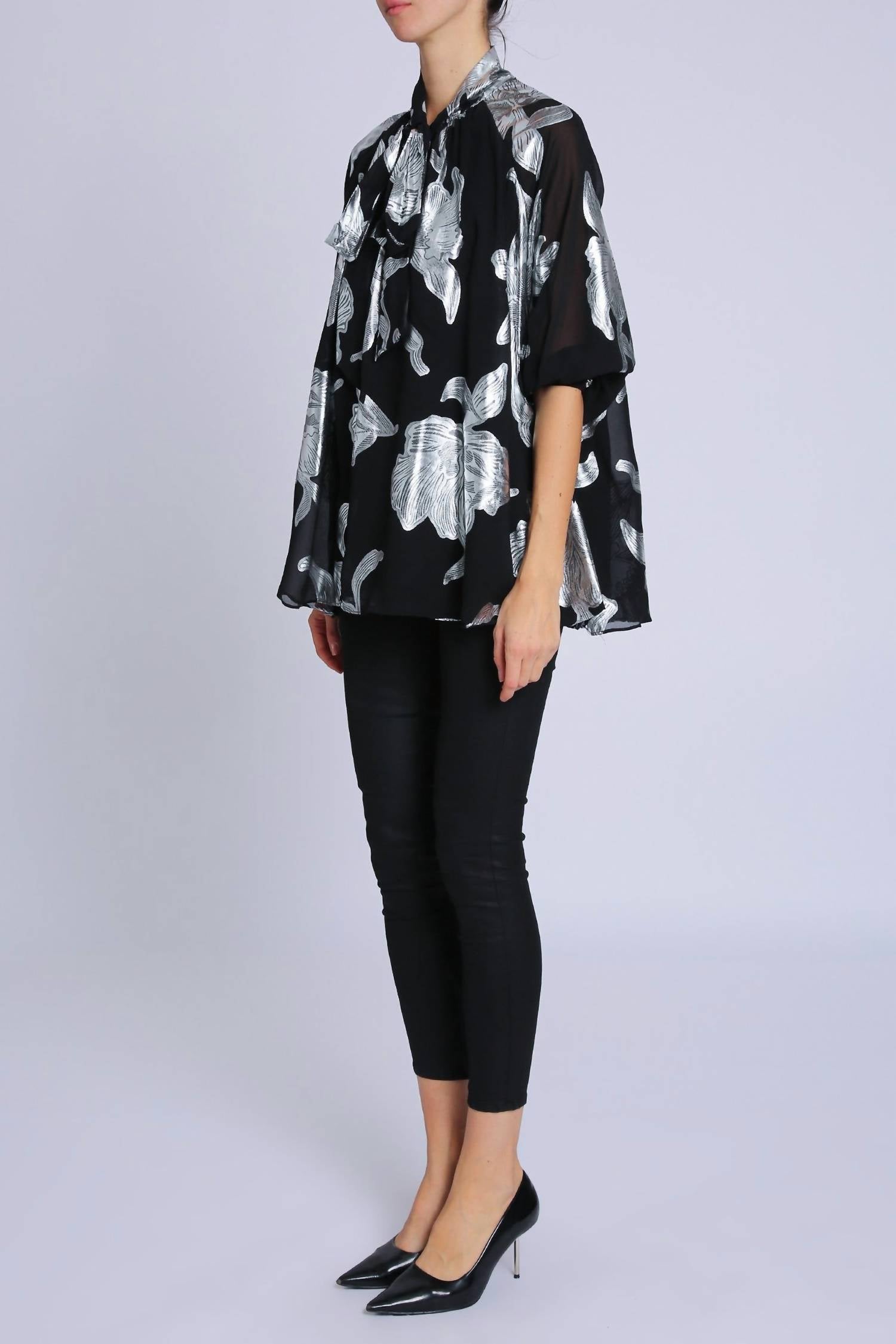 Beulahstyle - Foiled Floral Bowtie Blouse With Belt