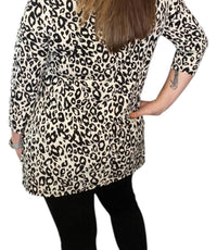 Honeyme - Floral Front Gabby Top