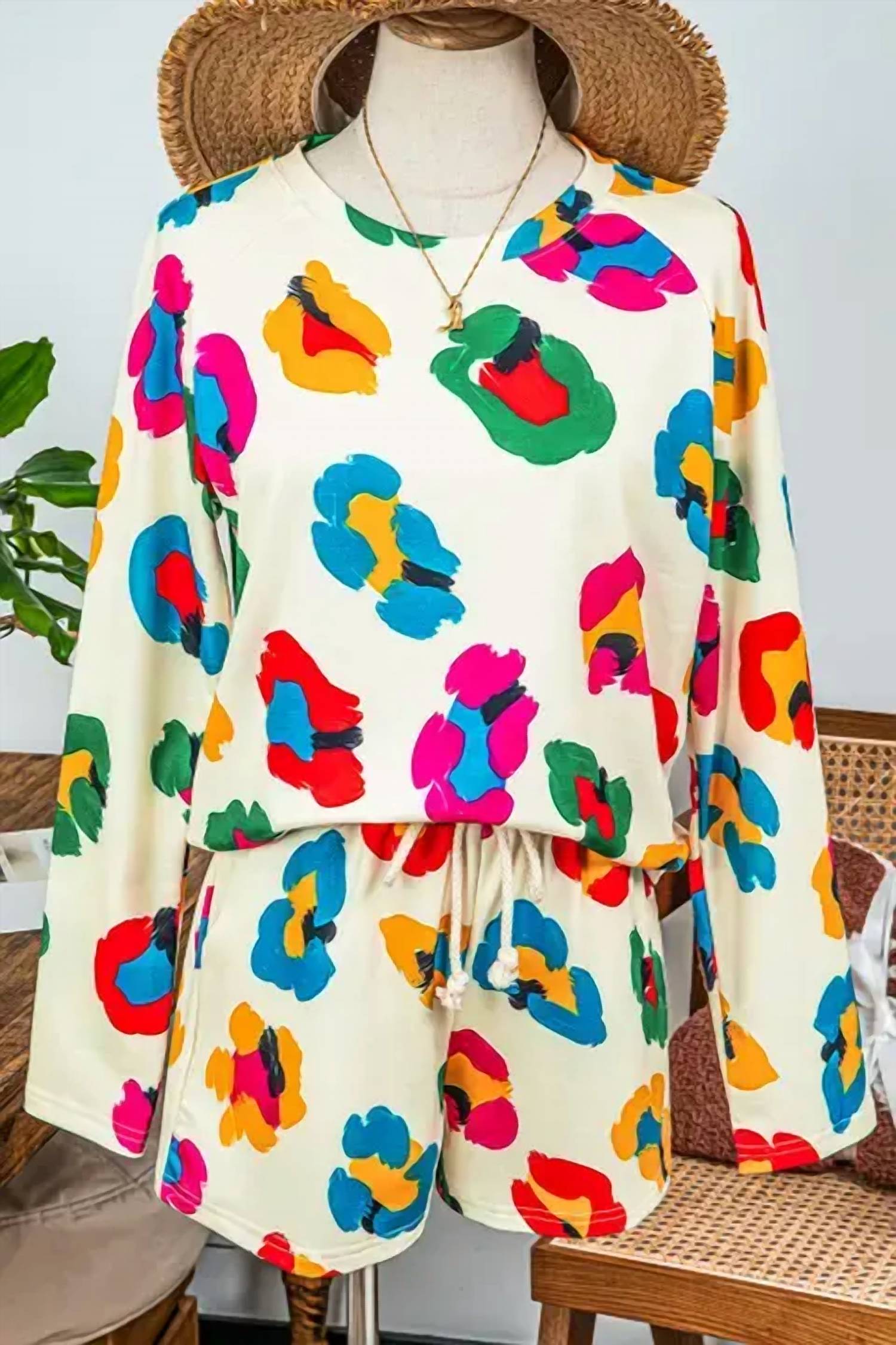 Fashionworks - Women's Long Sleeve Top 2-Piece Shorts Set