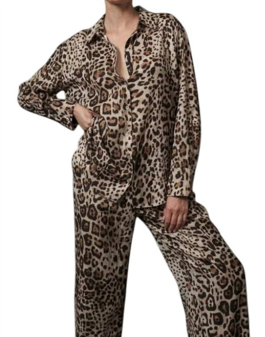 Aaron & Amber - Animal Lover Button Down Shirt