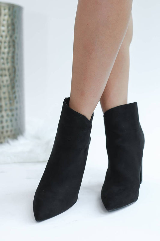 Qupid - Reyna Suede Bootie