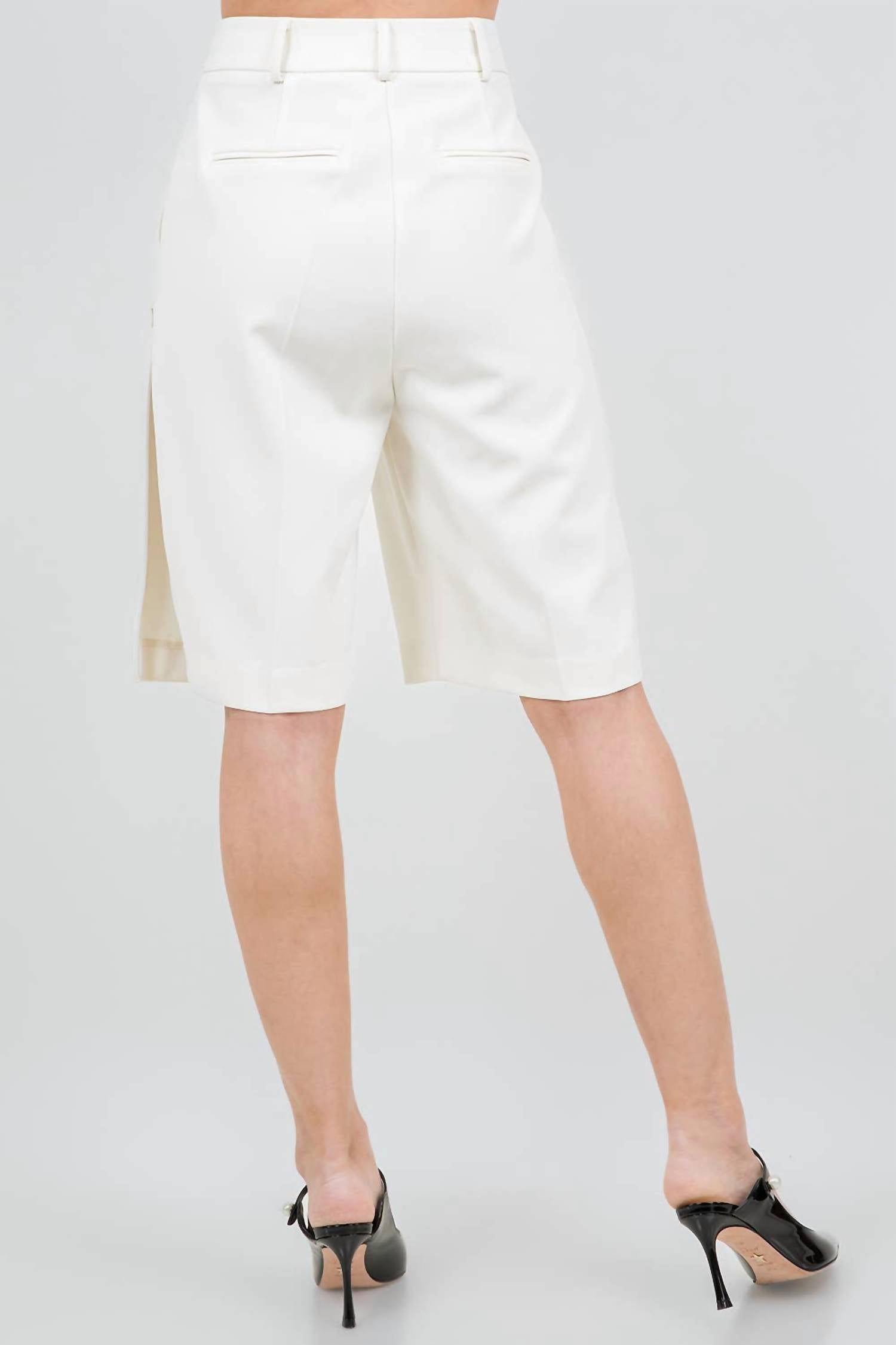 Whiteroom+Cactus - Tailored Bermuda Shorts With Side Zipper
