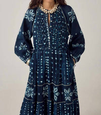 Maison Hotel - Kumo Long Sleeve Buttons Down Dress