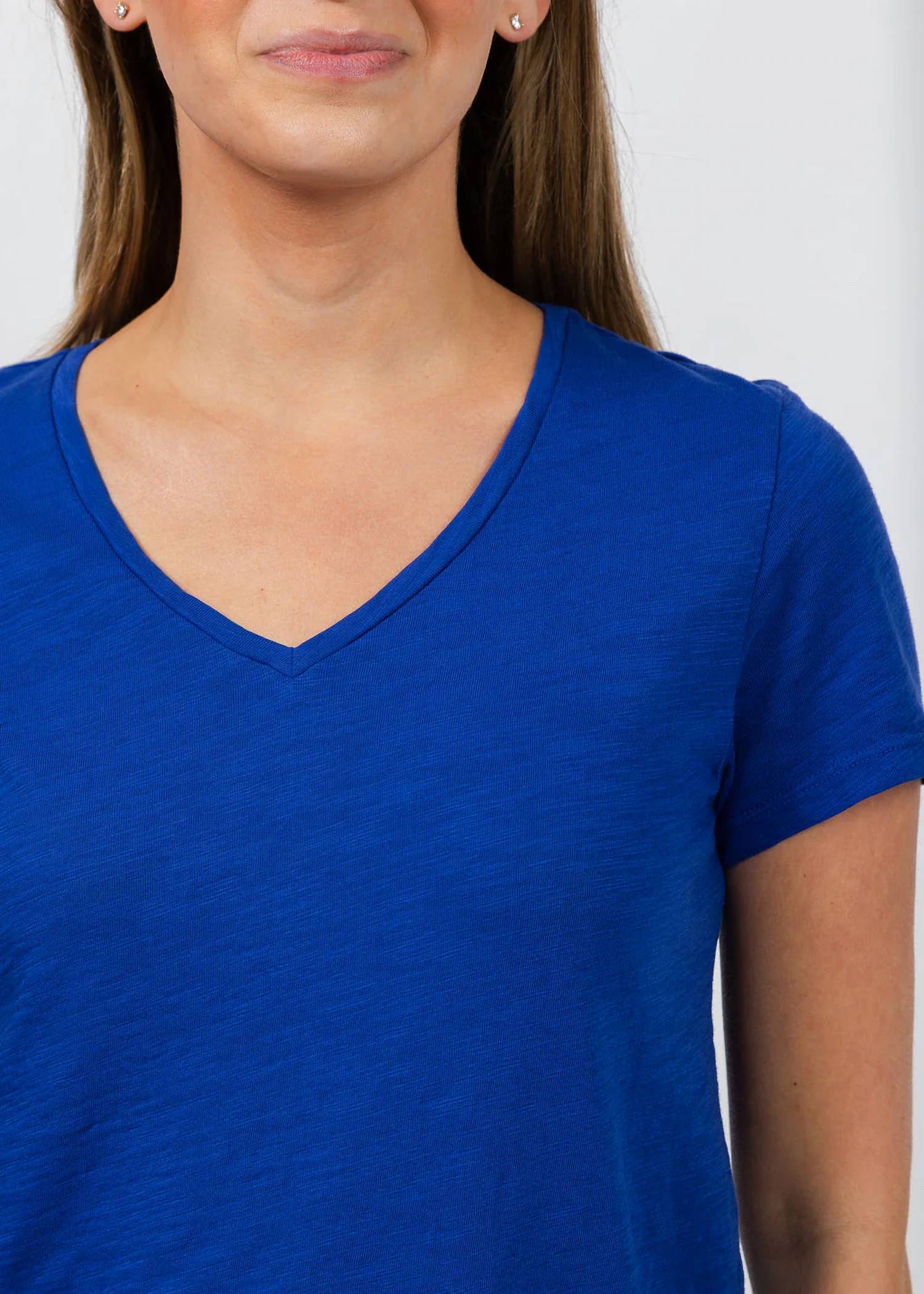 Elliott Lauren - Short Sleeve V-neck Tee