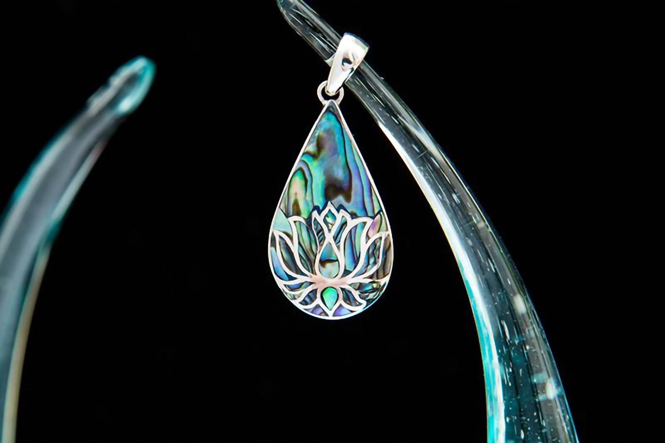Sassafras Hawaii - Women's Lotus Pendant
