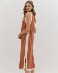 Entro - Sleeveless Midi Dress