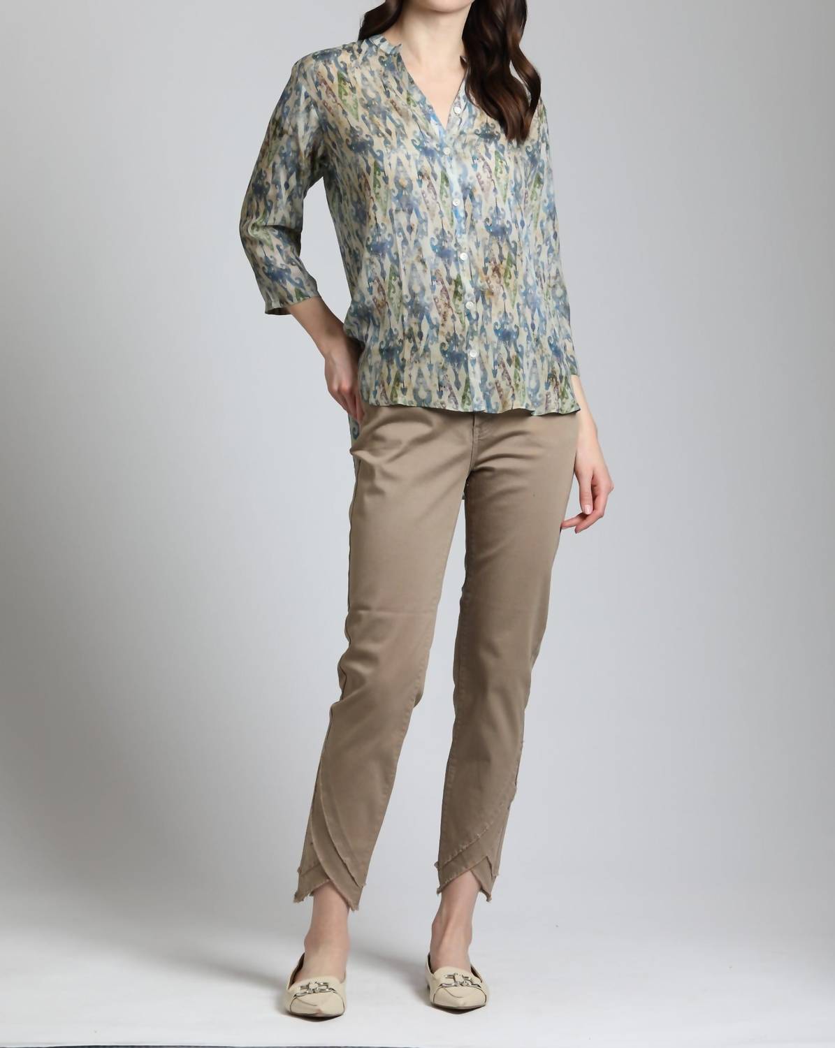 Apny - Ikat Print Quarter Sleeve Mandarin Collar Button Up Blouse