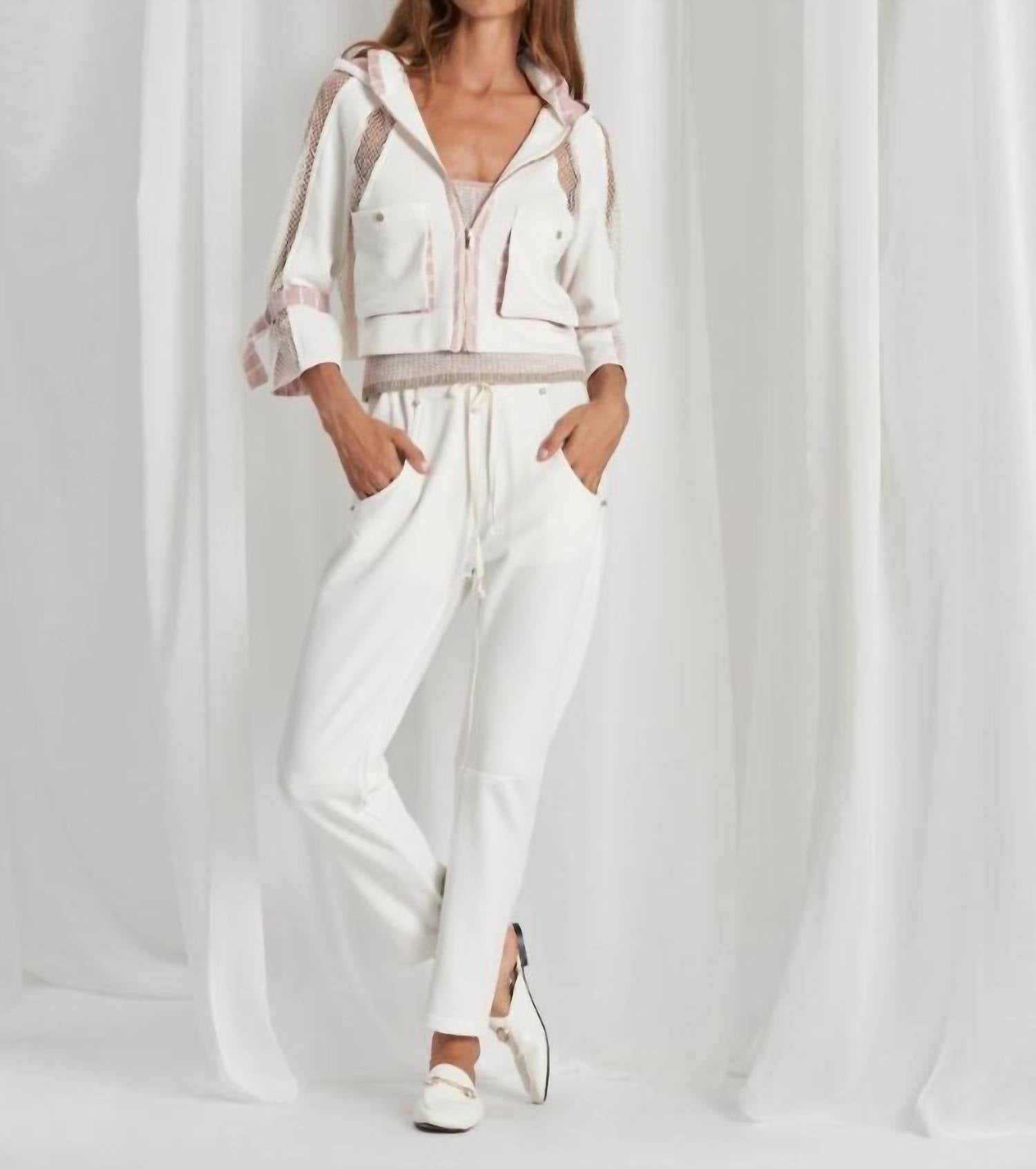Tricot Chic - Knit Cropped Jacket