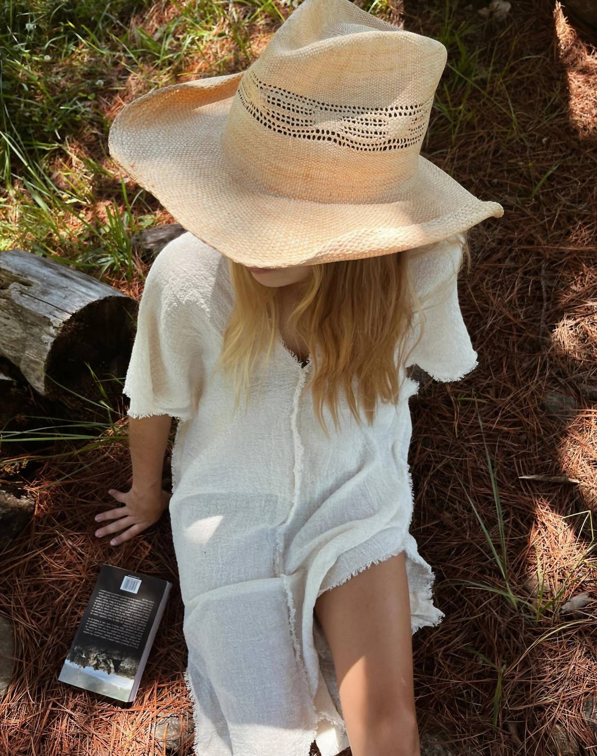 Quita - Cuenca V-neck Cover-up