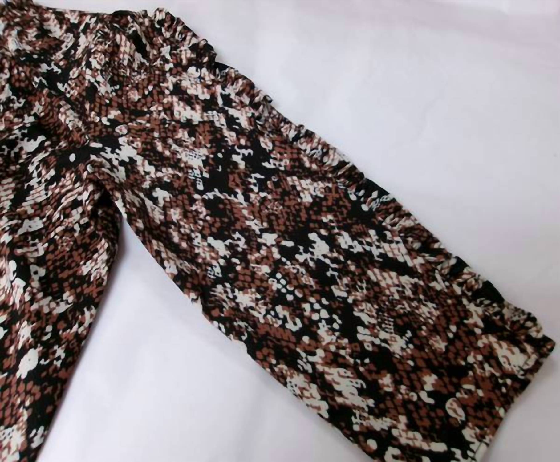 Charlie Paige - Women's Ruffled 3/4 Sleeve Blouse
