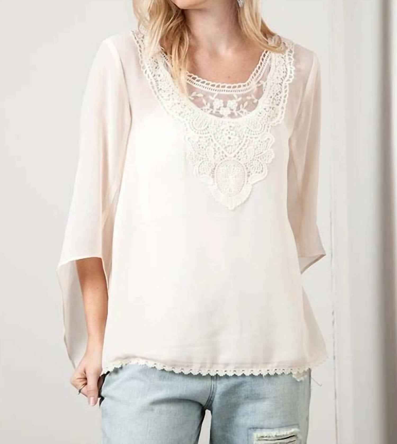 Kori - Lace Patch Scoopneck Blouse