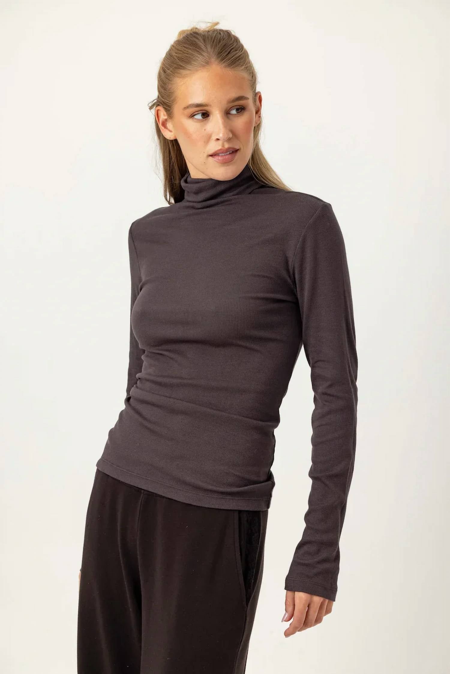 Sundays - Katya Turtleneck Slim Fit Top
