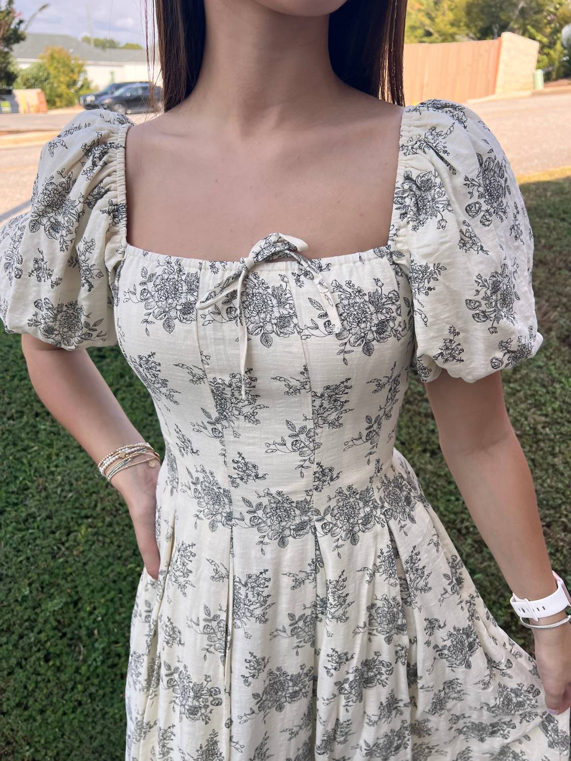 Aureum - Jasilynn Floral Midi Dress