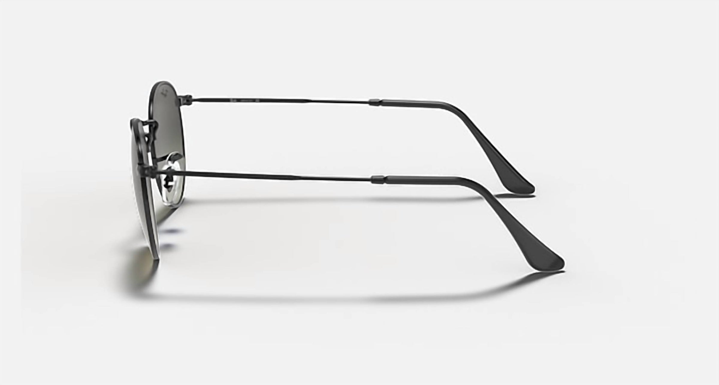 Ray Ban - Round Flat Lenses Large Non Polarized Sunglasses Rb3447n 002/71