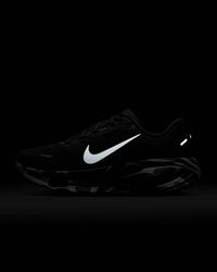Nike - Men's Vomero 18 Road Running Shoes