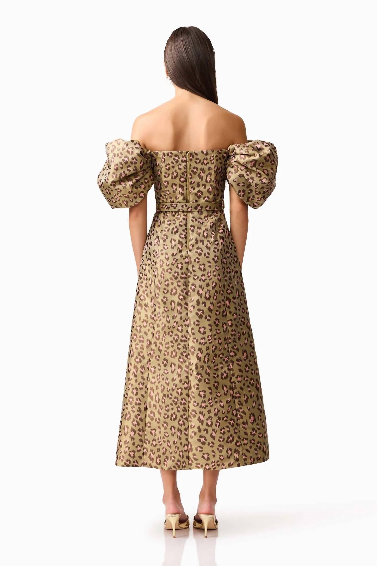 Elliatt - Elara Off The Shoulder Midi Dress
