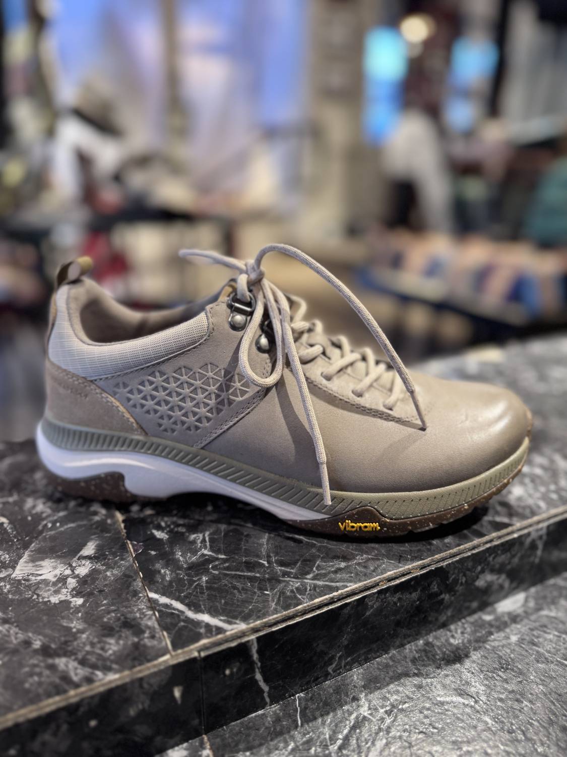 Dansko - Women's Mary Waterproof Leather Shoes