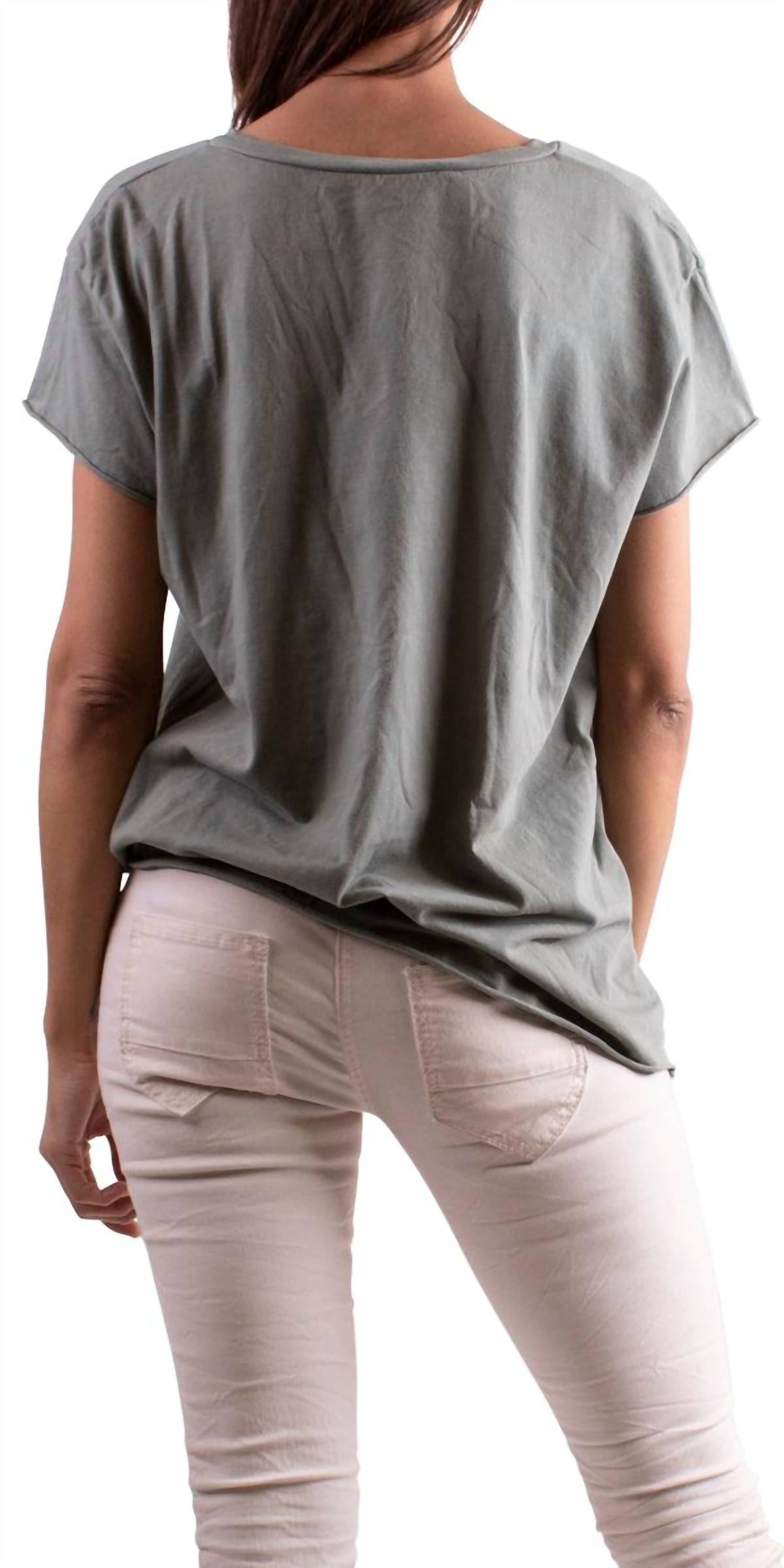 Gigi Moda - Wonder Girl Short Sleeve T-shirt