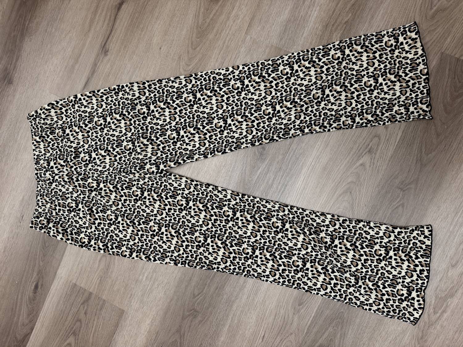 Pretty Garbage - Women's Bootcut Lounge Pants