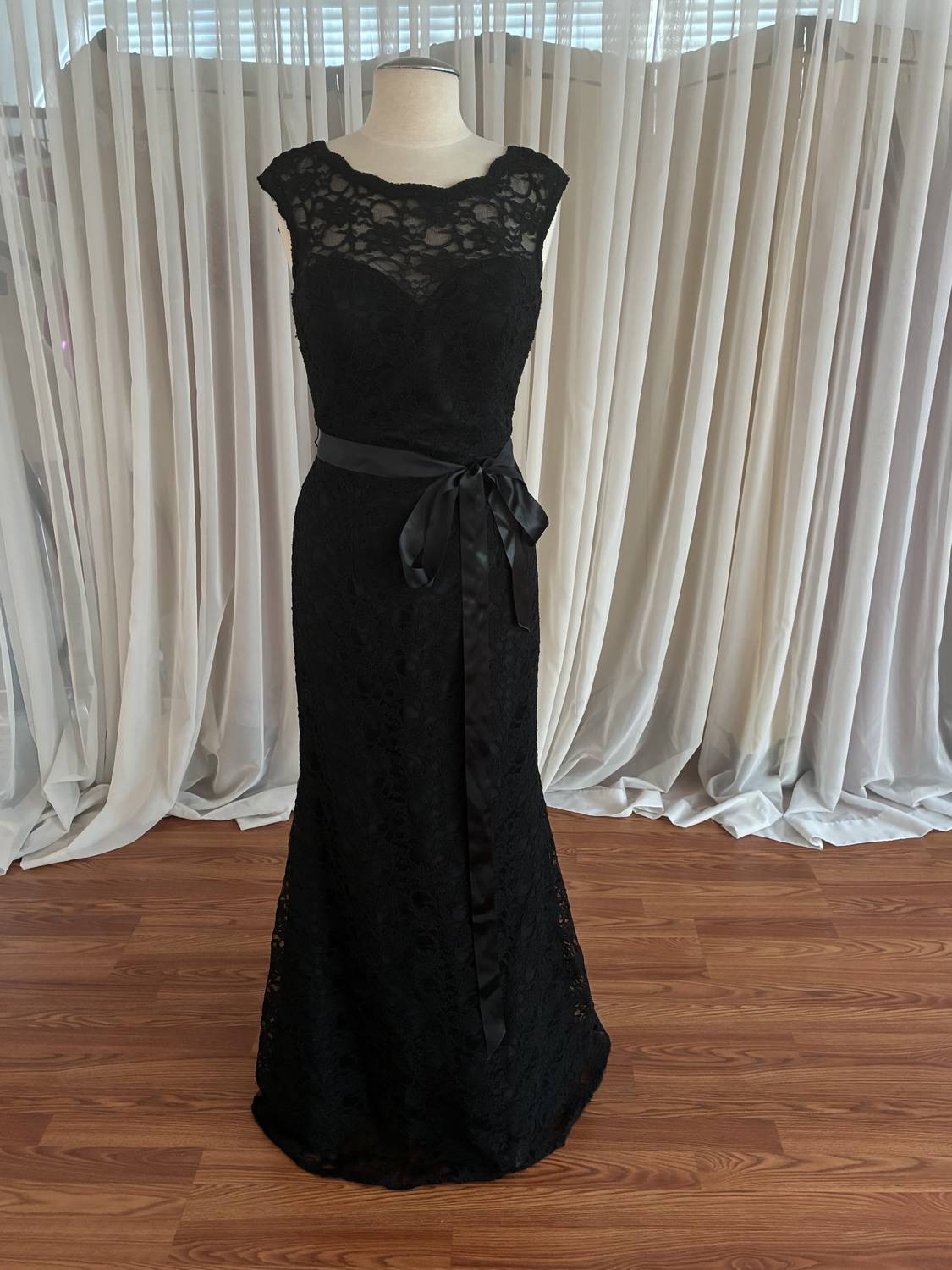 Morilee - Women's Lace Satin Tie Sash Formal Dress