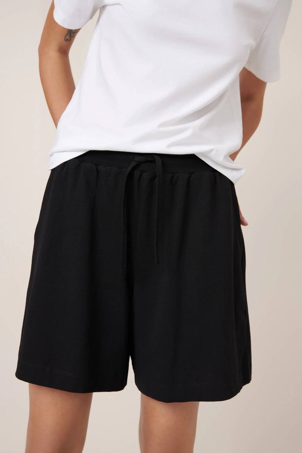 Kowtow - Drawcord Mid Rise Shorts