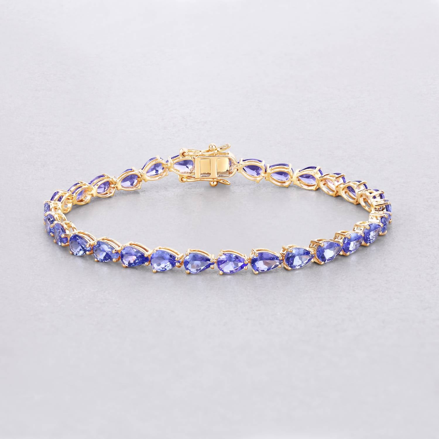 Diana M Jewels Women's Pear Natural Tanzanite Bracelet (10.73 Ct) - Luxe in 14k yellow gold - women's jewelry - detail view