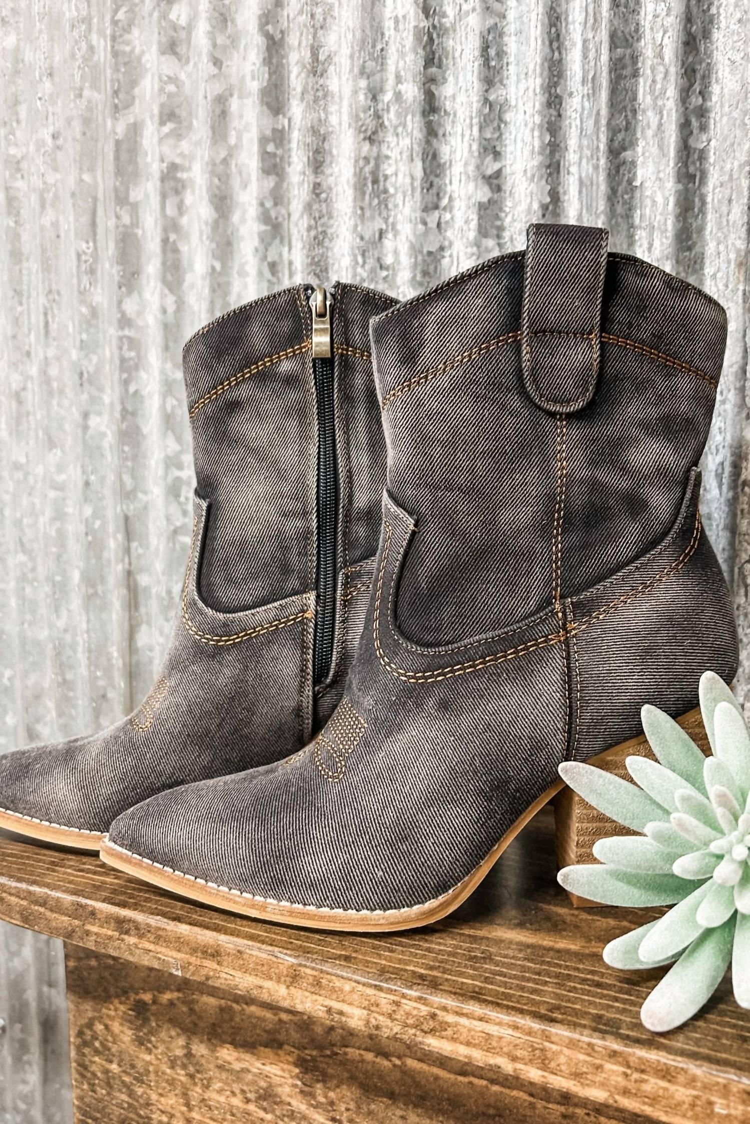 Corkys Footwear - Women's Friends In Low Places Washed Booties