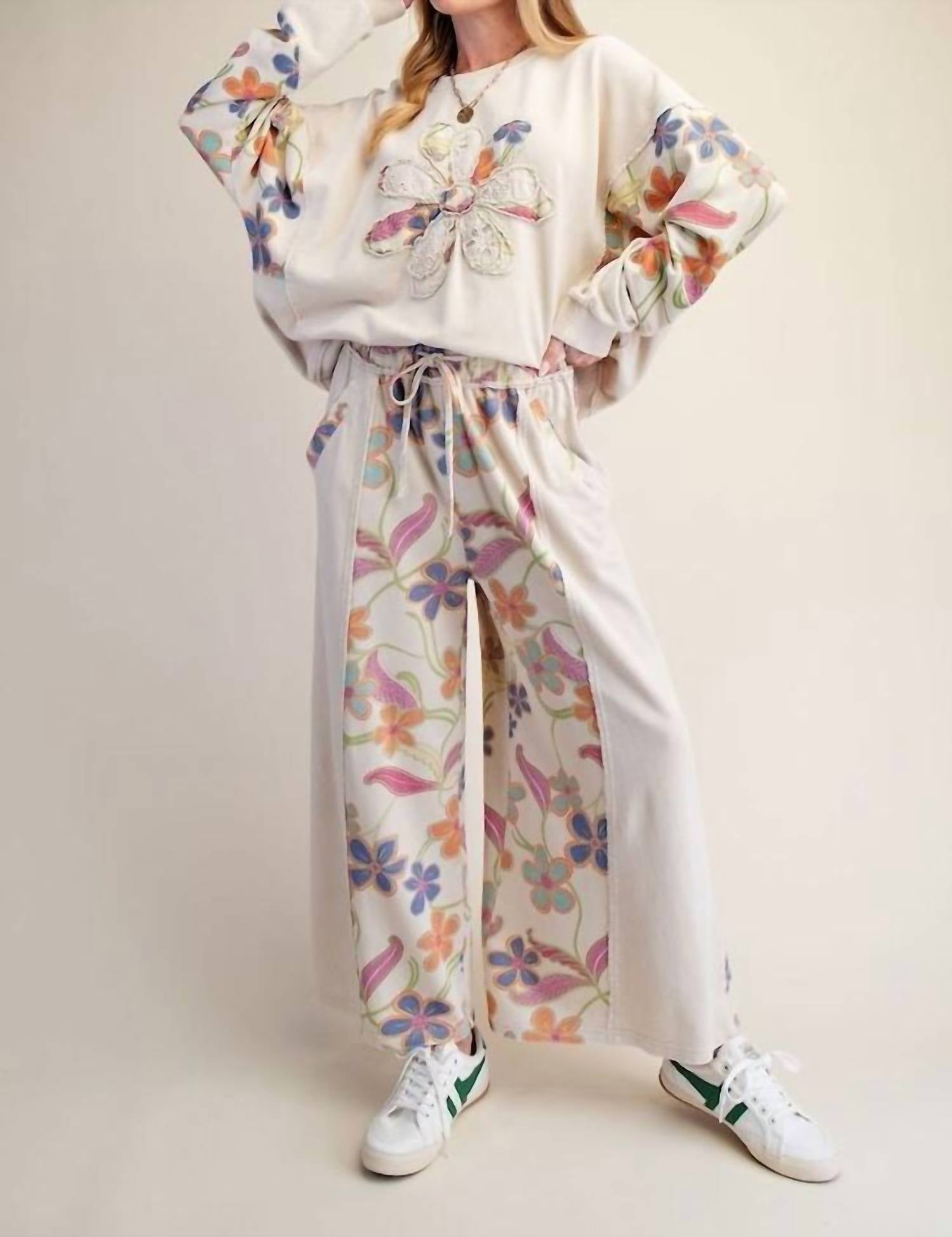Easel - Flower Patch Top