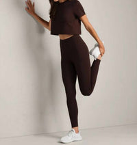 Rhone - Serene Cropped Tee