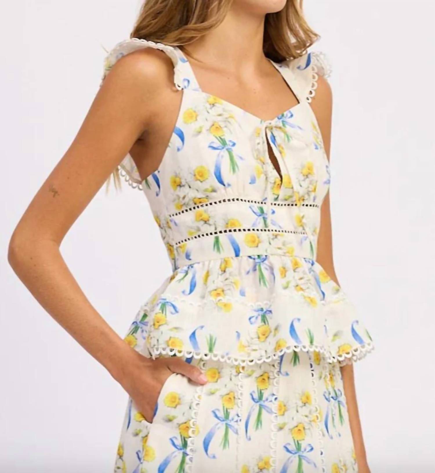 En Saison - Audrey Flutter Sleeve Trim Detail Peplum Top