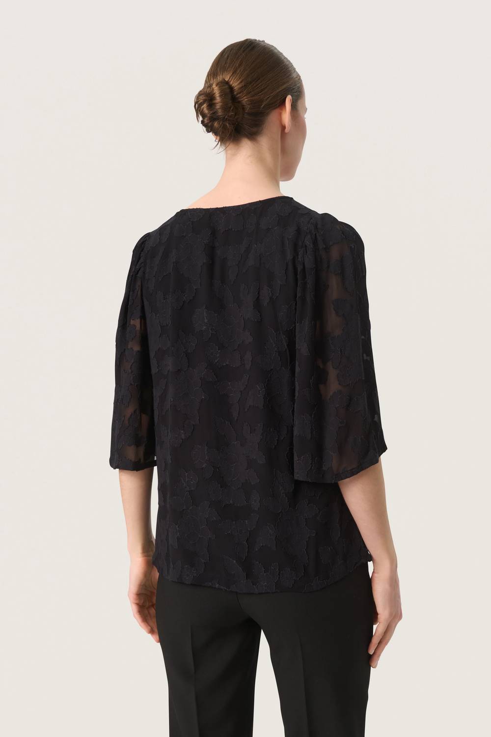 Soaked In Luxury - Felisia V-neck Half Sleeve Blouse