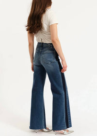 Daze - Far Out High Rise Jeans