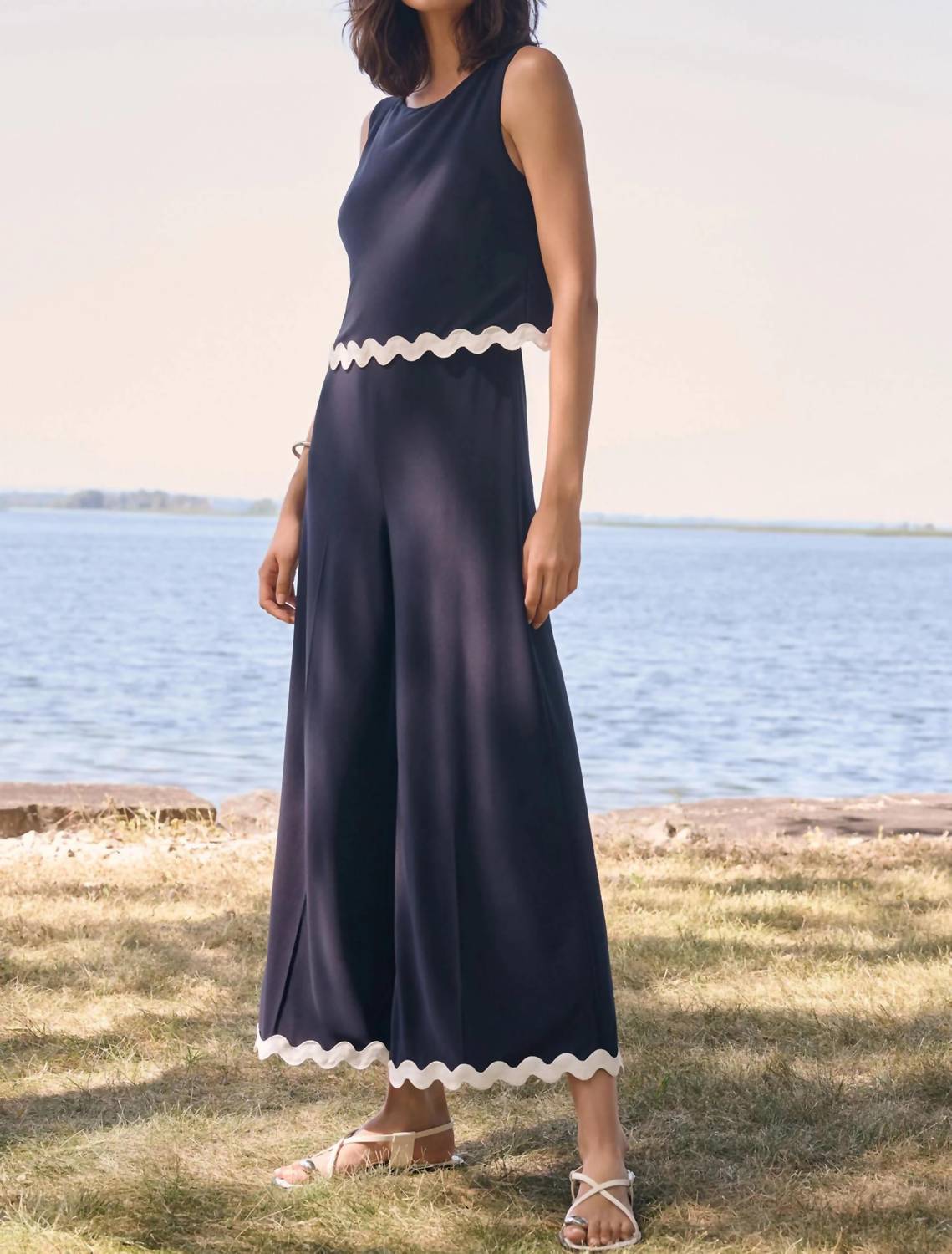 Joseph Ribkoff - Contrast Trim Sleeveless Culotte Jumpsuit