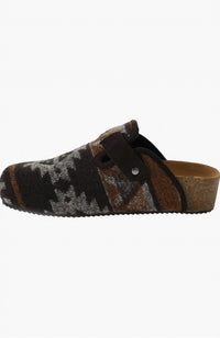 Dirty Laundry - Women's Magnolias Clog