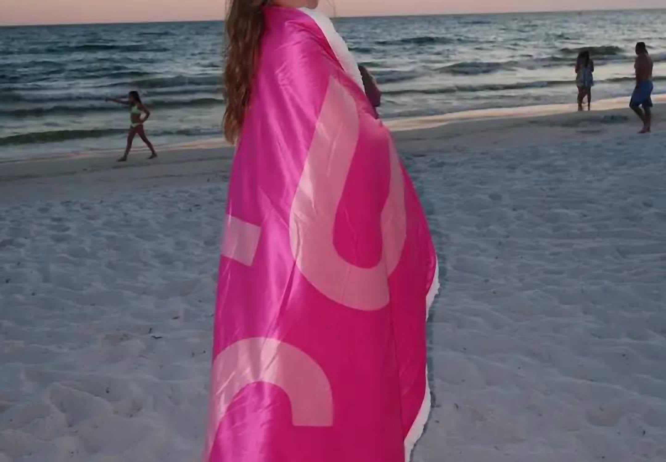 Lulu Mac - Logo Lined Blanket