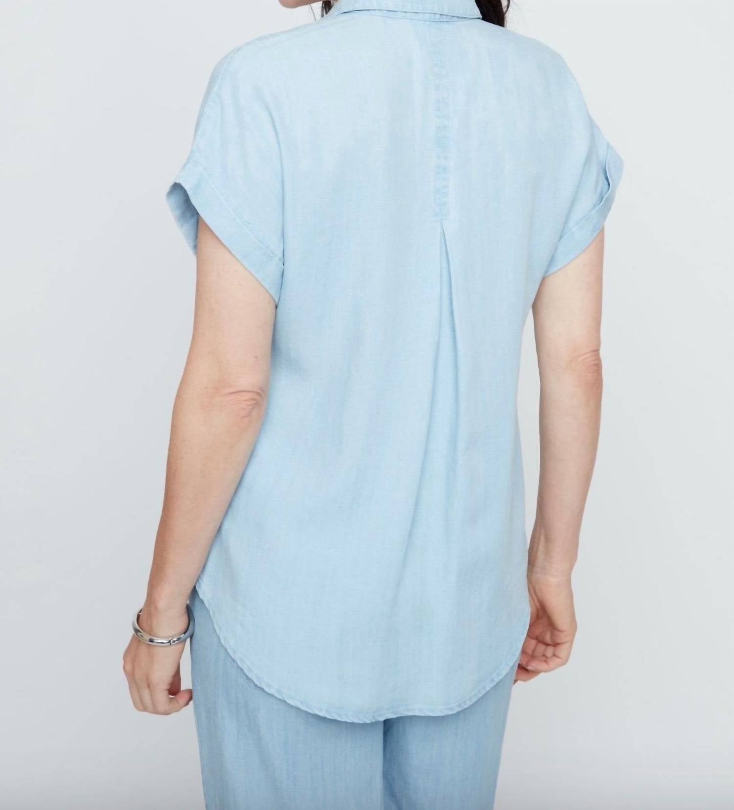Renuar - Easy Days Chambray Button-up Shirt