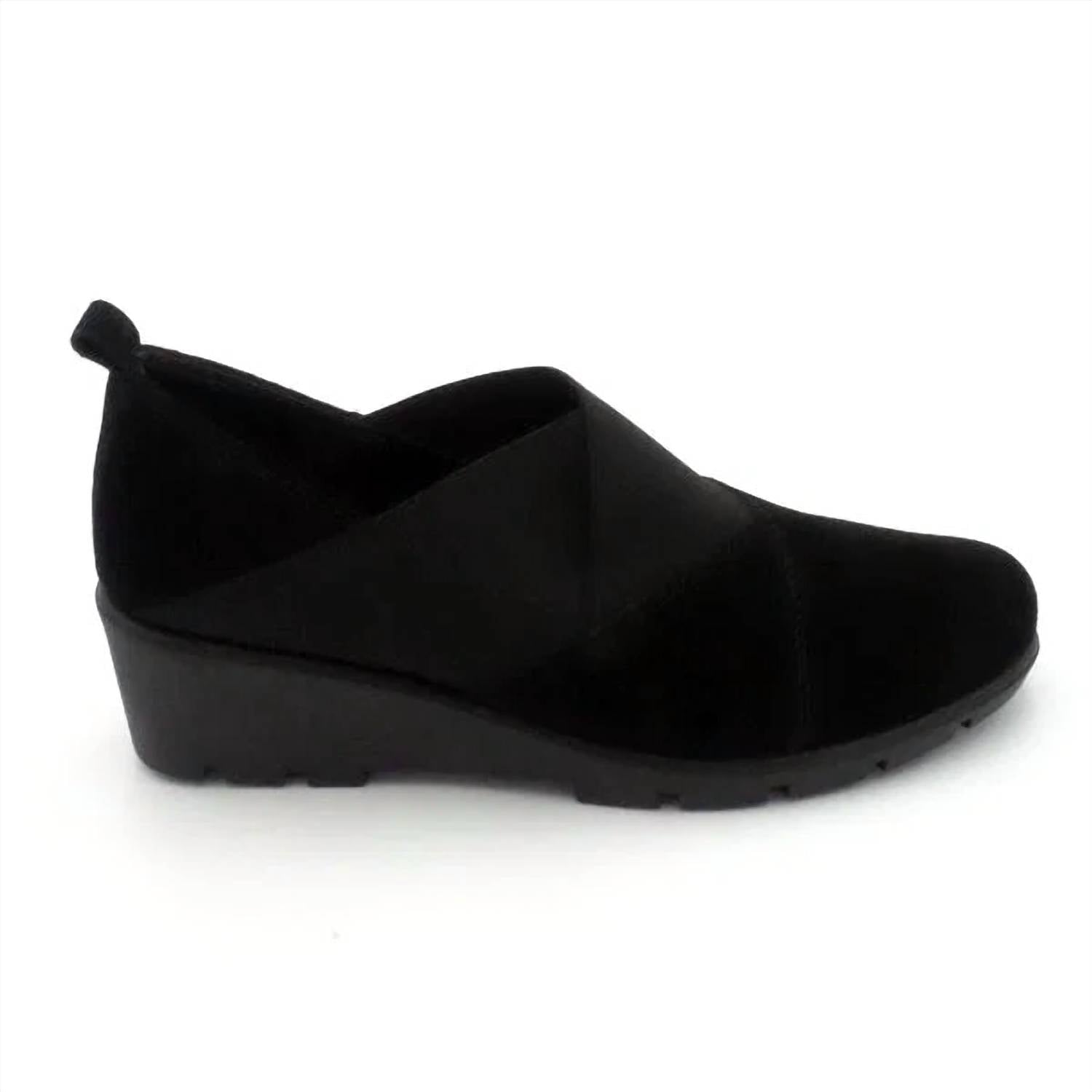 The FLEXX Women's Crosstown Slip-on Shoes in black suede - women's shoe