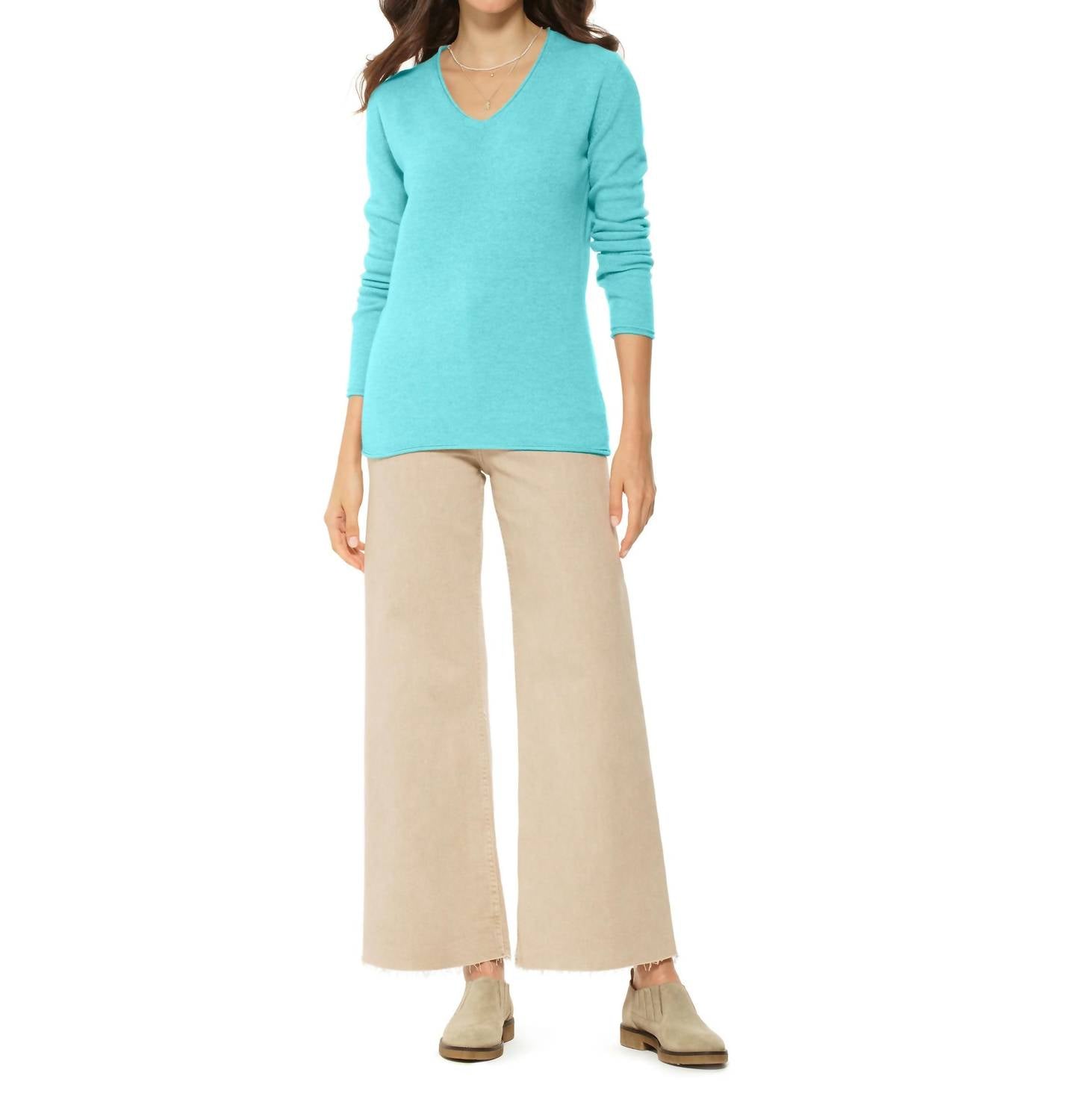 Monticelli Cashmere - Women's Ultra-light Cashmere V-neck Sweater