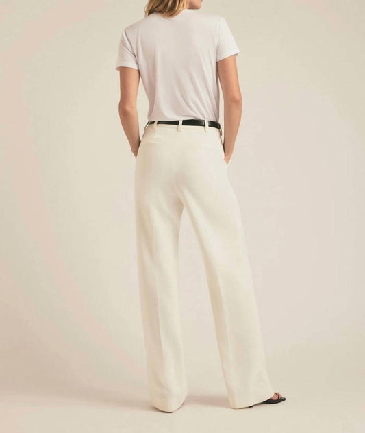 Favorite Daughter - Mom of the Year Tee