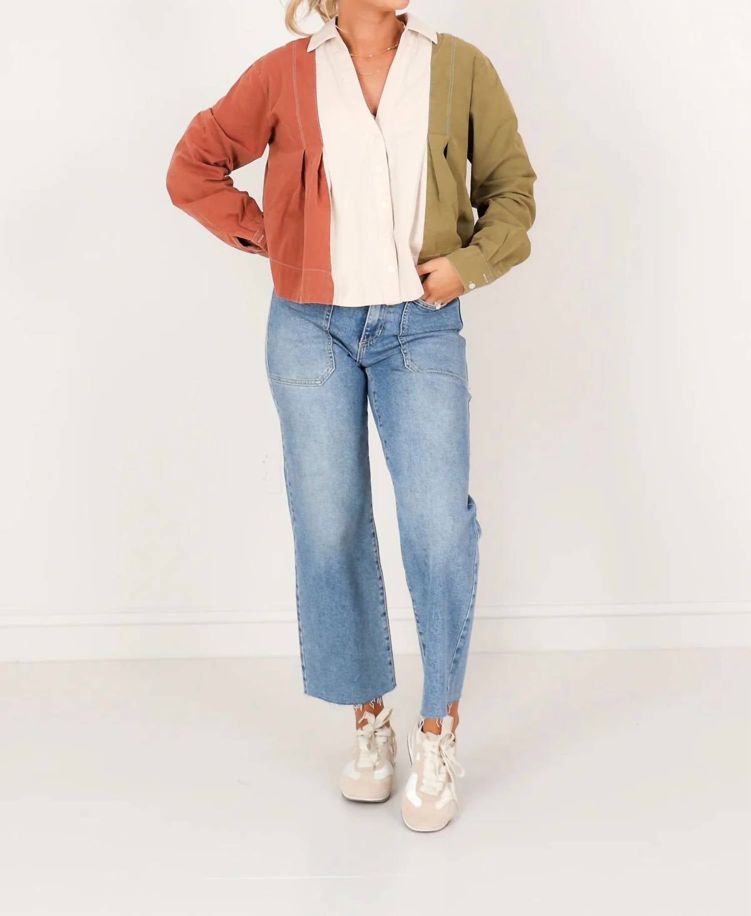 Ee:Some - Button Down V-neck Top