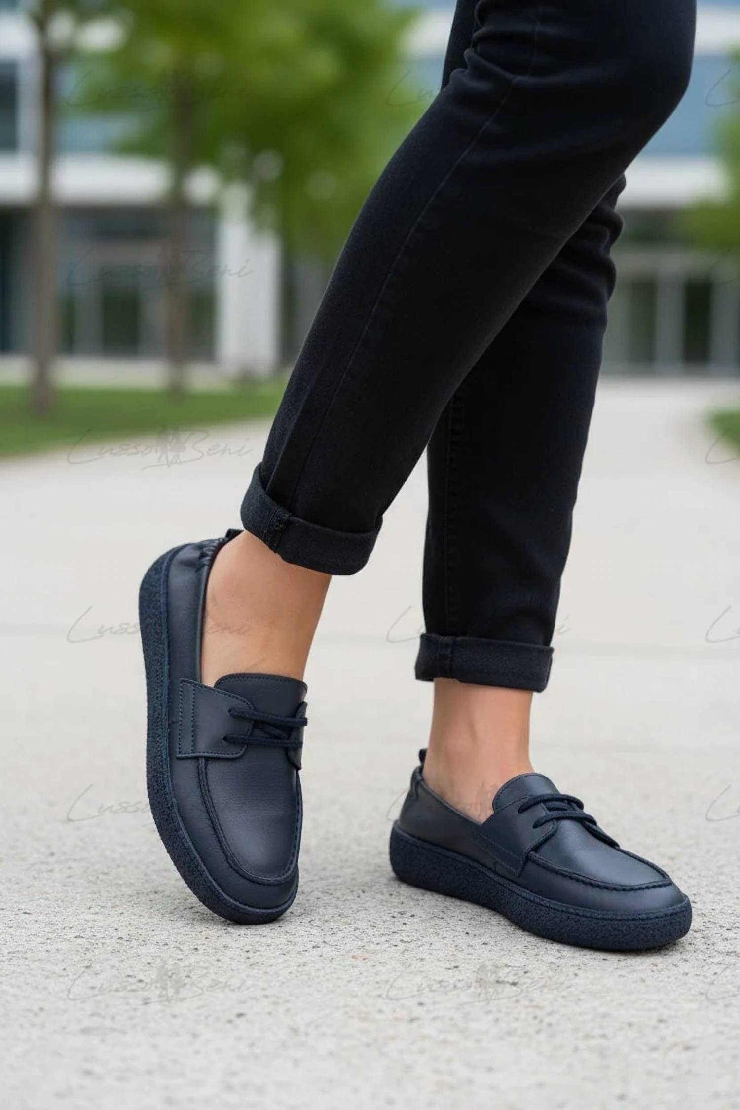 Lusso Beni - Women's Stella Sneaker